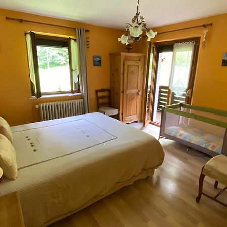 Chambres D'Hotes Des Cascades St-Nicolas Kruth ภายนอก รูปภาพ