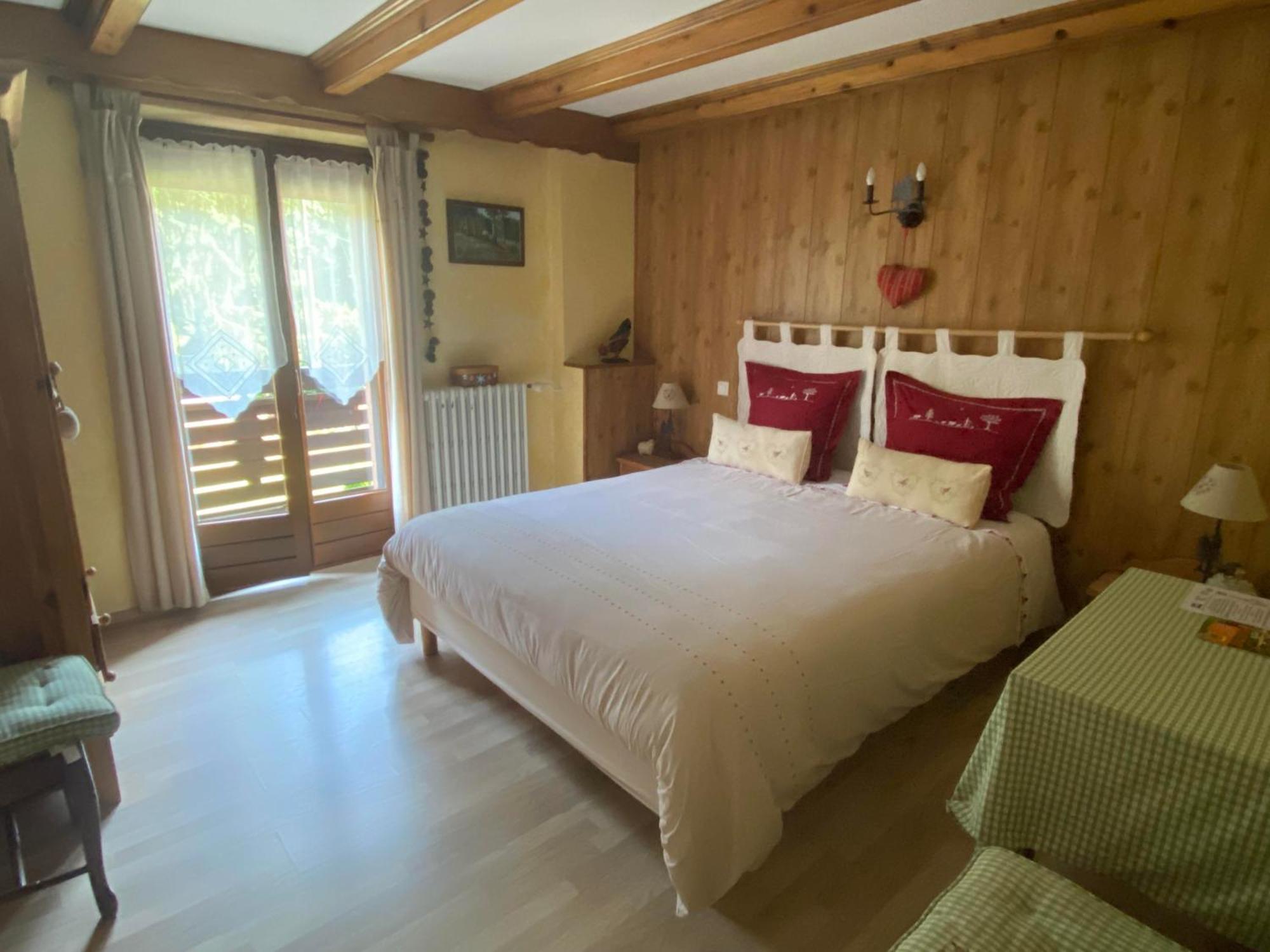 Chambres D'Hotes Des Cascades St-Nicolas Kruth ภายนอก รูปภาพ